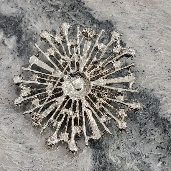 Vintage Rhinestone Brooch, 2.5" Starburst Design - Picture 6 of 9